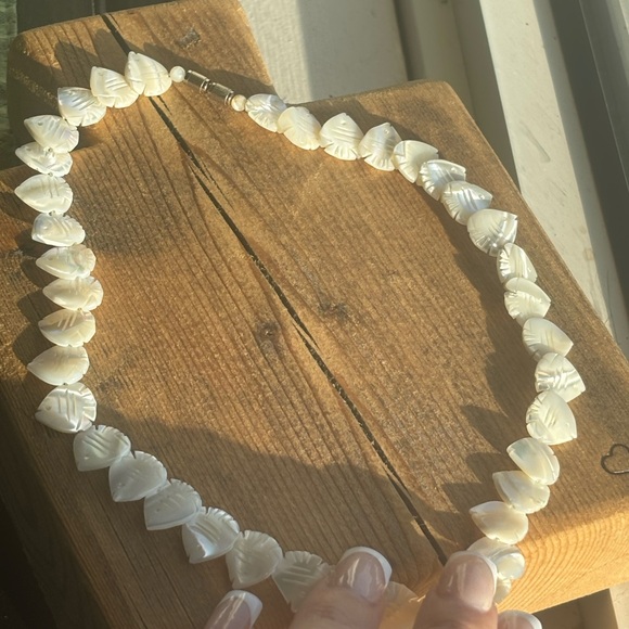 Elegant White Shell Fish Necklace - Picture 3 of 5